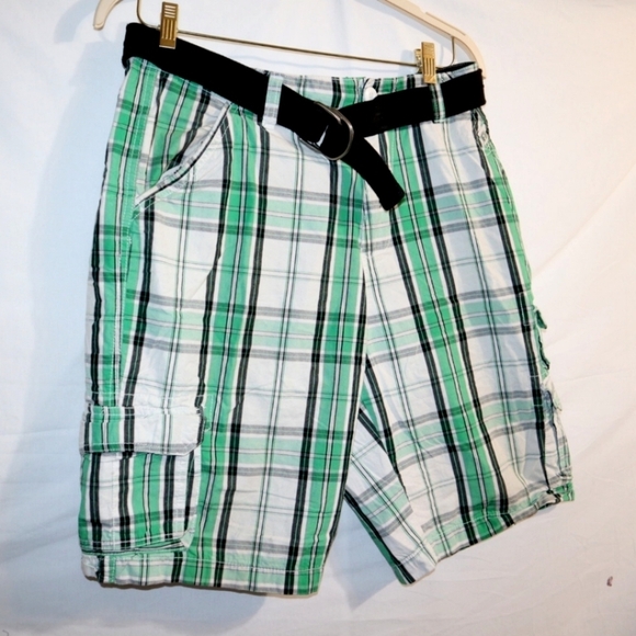 Ecko UnlimitedEcko unlimited men's white, green, plaid Madras - Picture 3 of 9